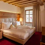 Goldener Adler, Bw Signature Collection Hotel 4*