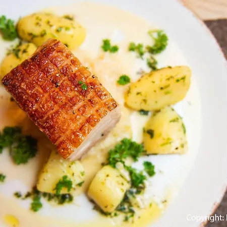 Goldener Adler, Bw Signature Collection 酒店