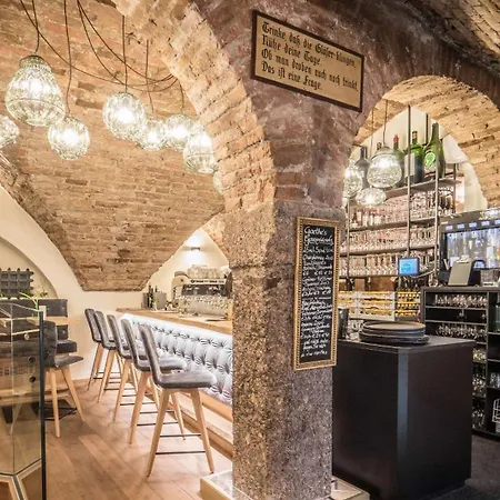 Goldener Adler, Bw Signature Collection إنسبروك