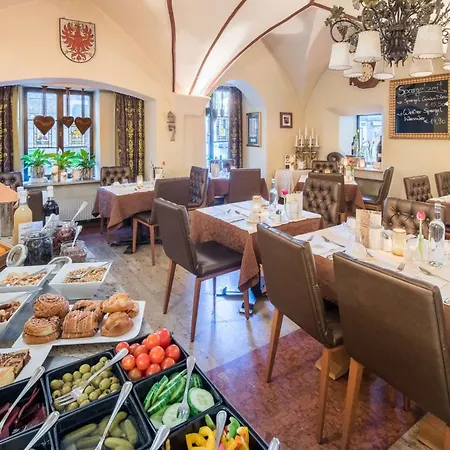 Goldener Adler, Bw Signature Collection فندق