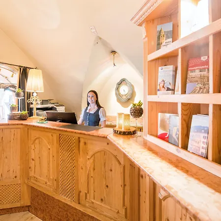 Goldener Adler, Bw Signature Collection