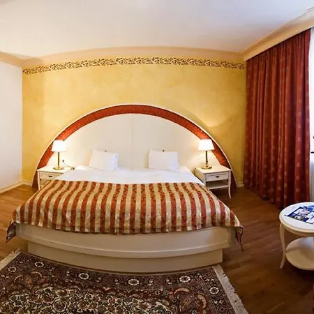 Goldener Adler, Bw Signature Collection فندق