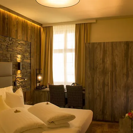 Goldener Adler, Bw Signature Collection فندق