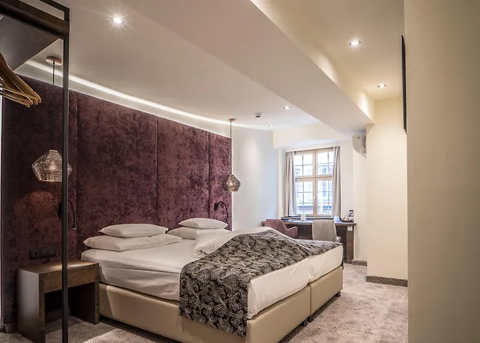 Goldener Adler, Bw Signature Collection