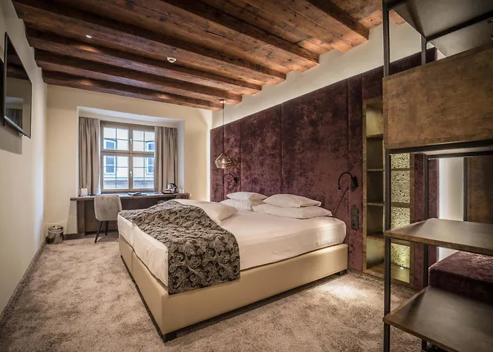 Hotel Goldener Adler, Bw Signature Collection 4*