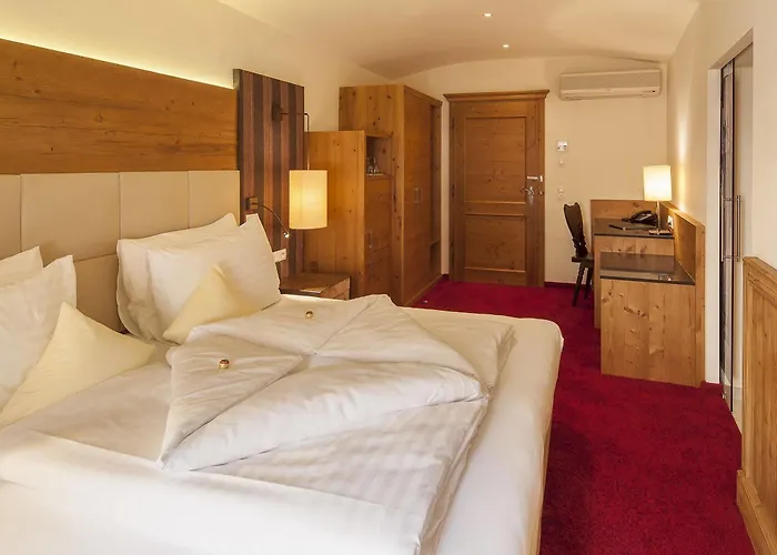 Otel Goldener Adler, Bw Signature Collection 4*