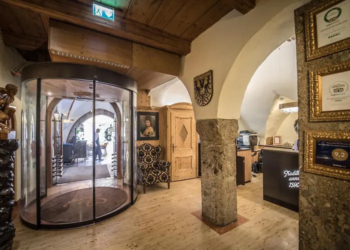 Otel Goldener Adler, Bw Signature Collection İnnsbruck