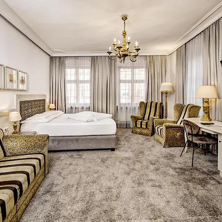 فندق Goldener Adler, Bw Signature Collection